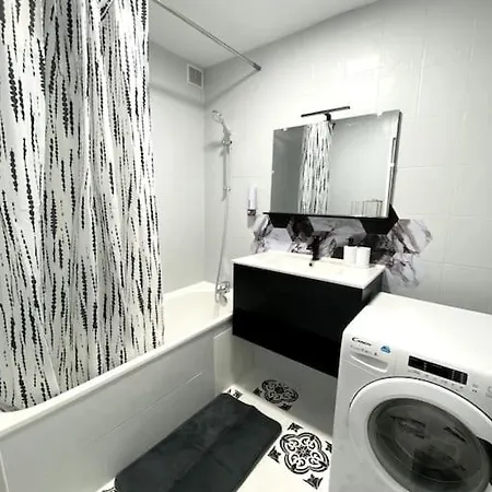 Charmante T3 Sur La Cote D'azur Appartement *